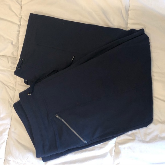 Athleta Pants - Athleta cropped pants Athleta Pants - Athleta cropped pants
